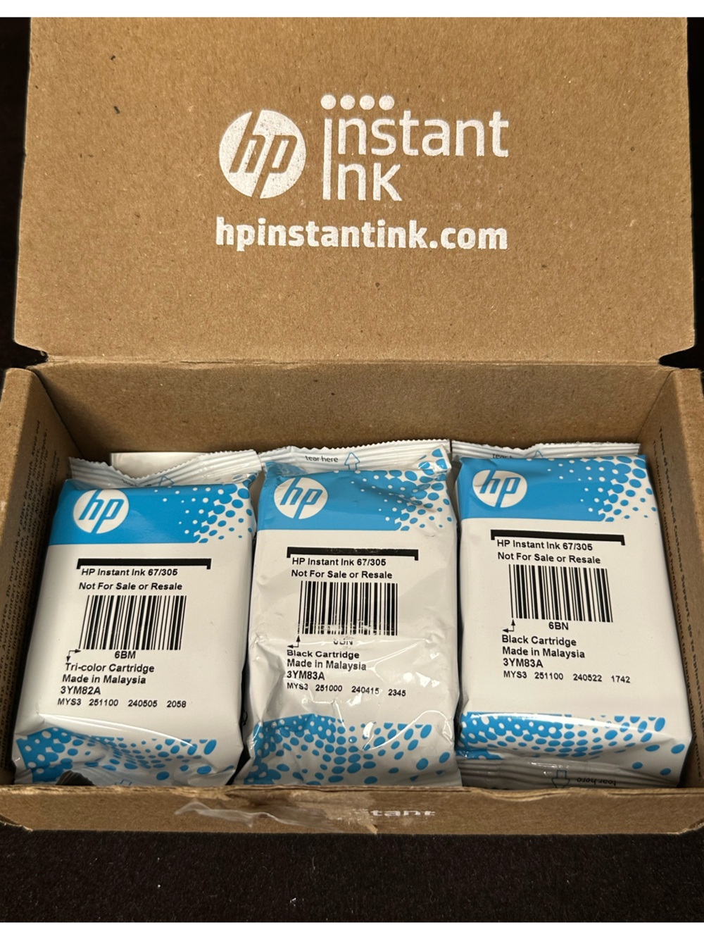 New HP Instant Ink 67/305 Black and Tri-Color Combo Pack